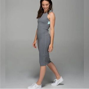 Lululemon Crossback Picnic Play Dress Gray Turquoise size 4